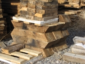 reclaimed-wood_knee-braces